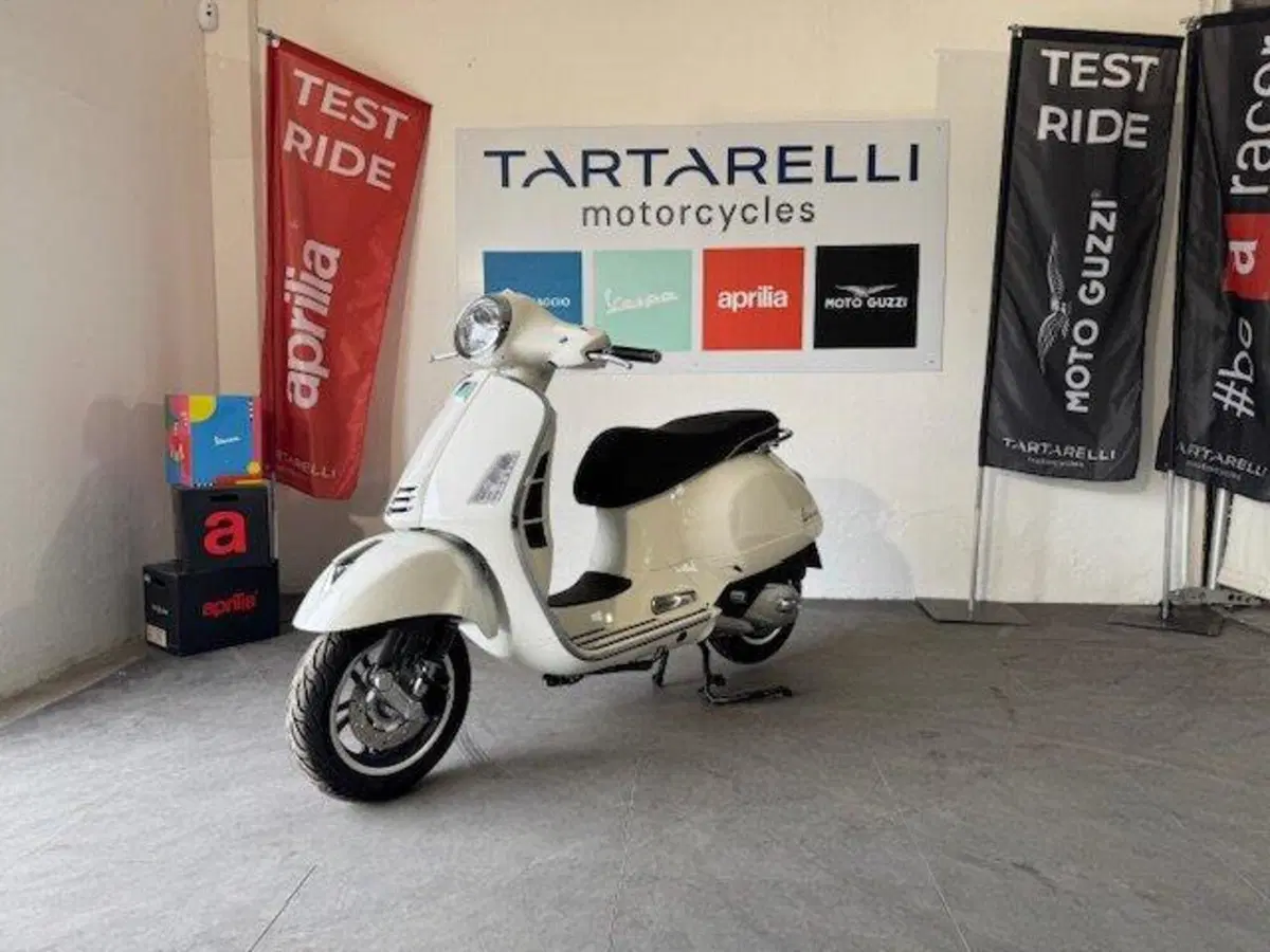 Vespa GTS 125 (2025 - 26) (3)