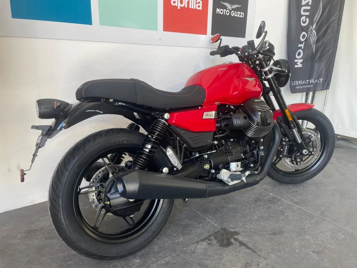 Moto Guzzi V7 Sport (2025 - 26) (3)