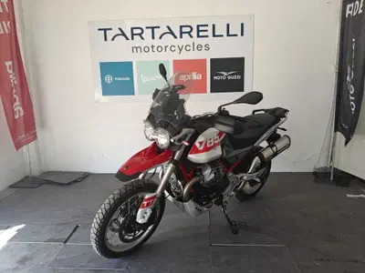 Moto Guzzi V85 TT (2024 - 26) nuova