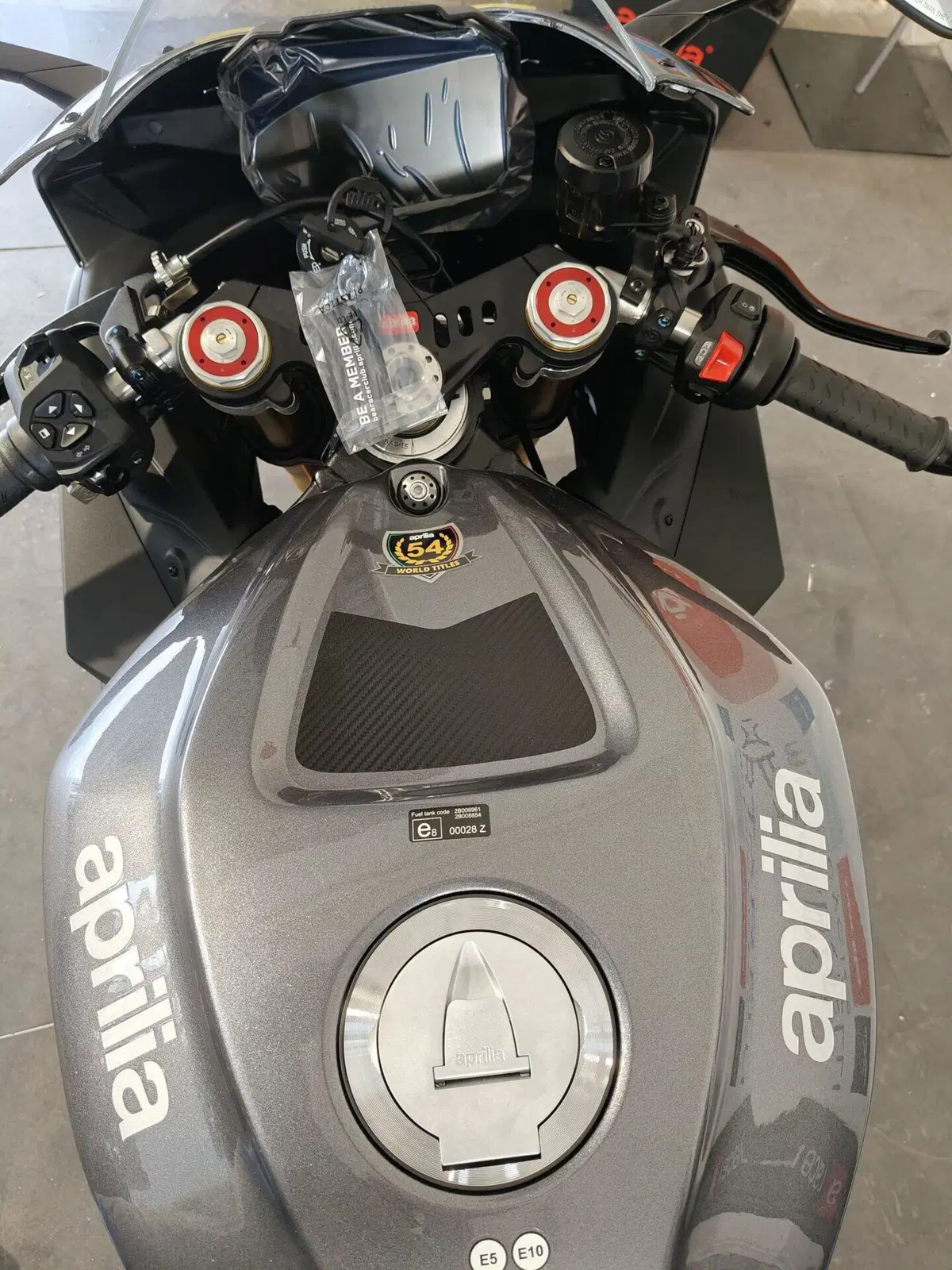 Aprilia RSV4 1100 (2025 - 26) (4)