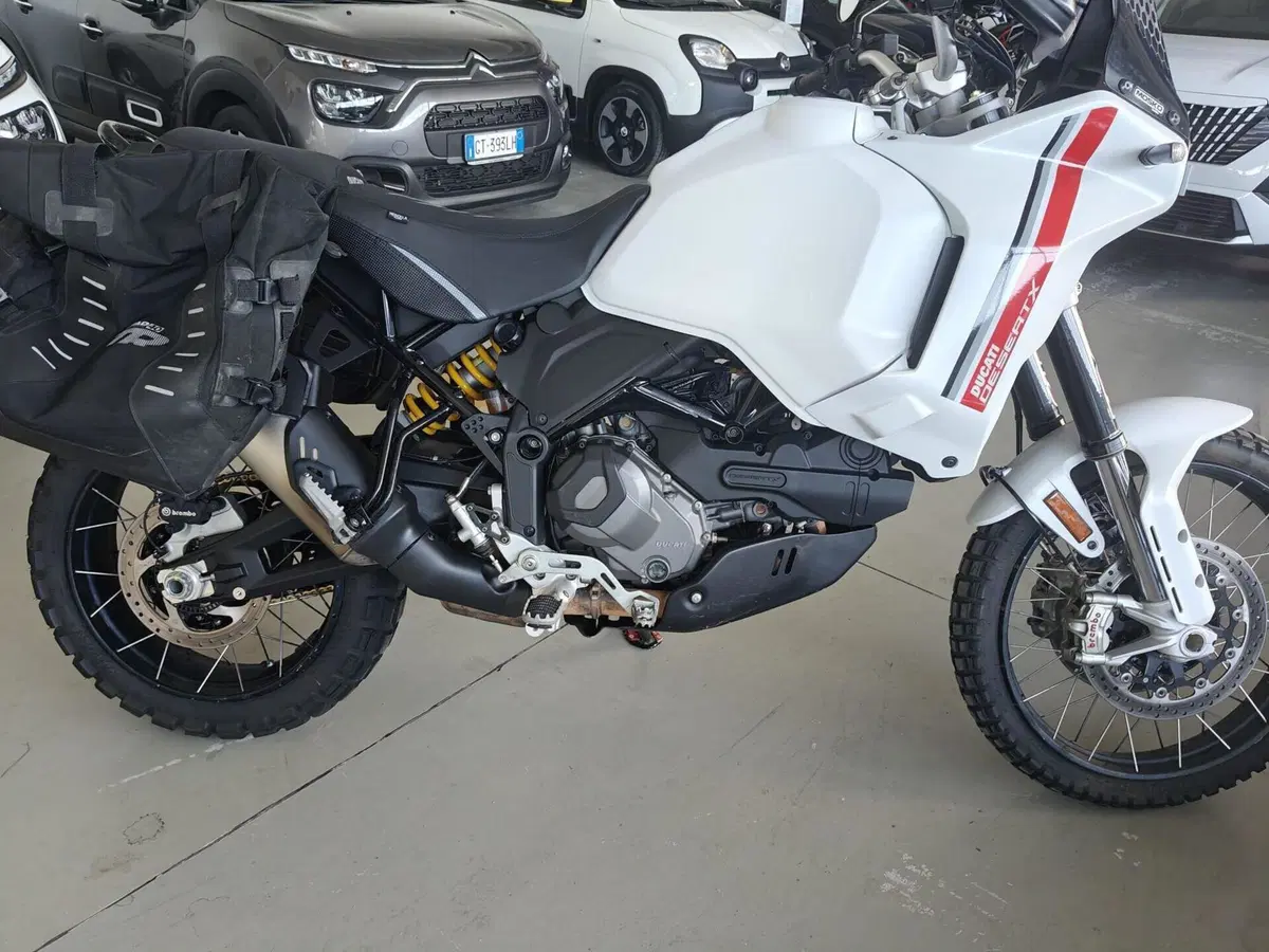 Ducati DesertX (2022 - 25) (10)