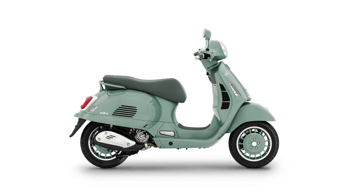 Vespa GTS 310 80th (2026) (9)