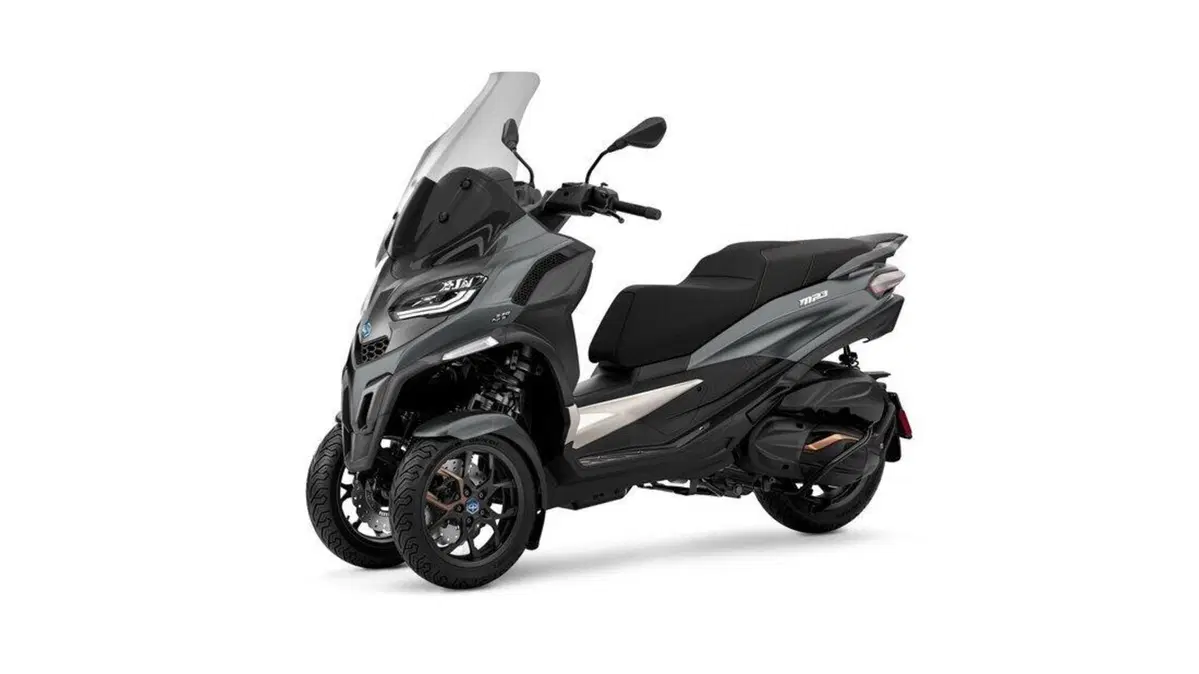 Piaggio MP3 530 Hpe Exclusive (2025 - 26) (3)