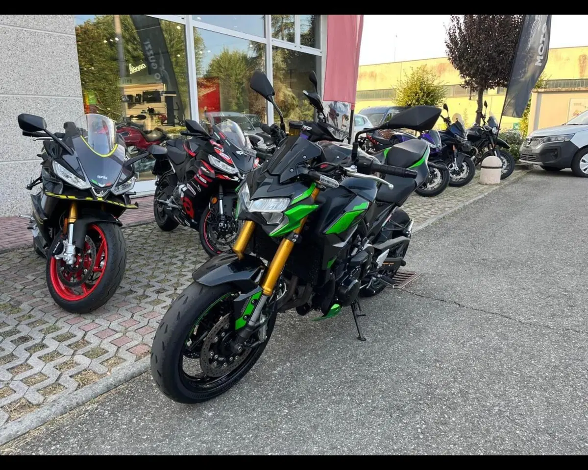 Kawasaki Z 900 SE (2022 - 24)