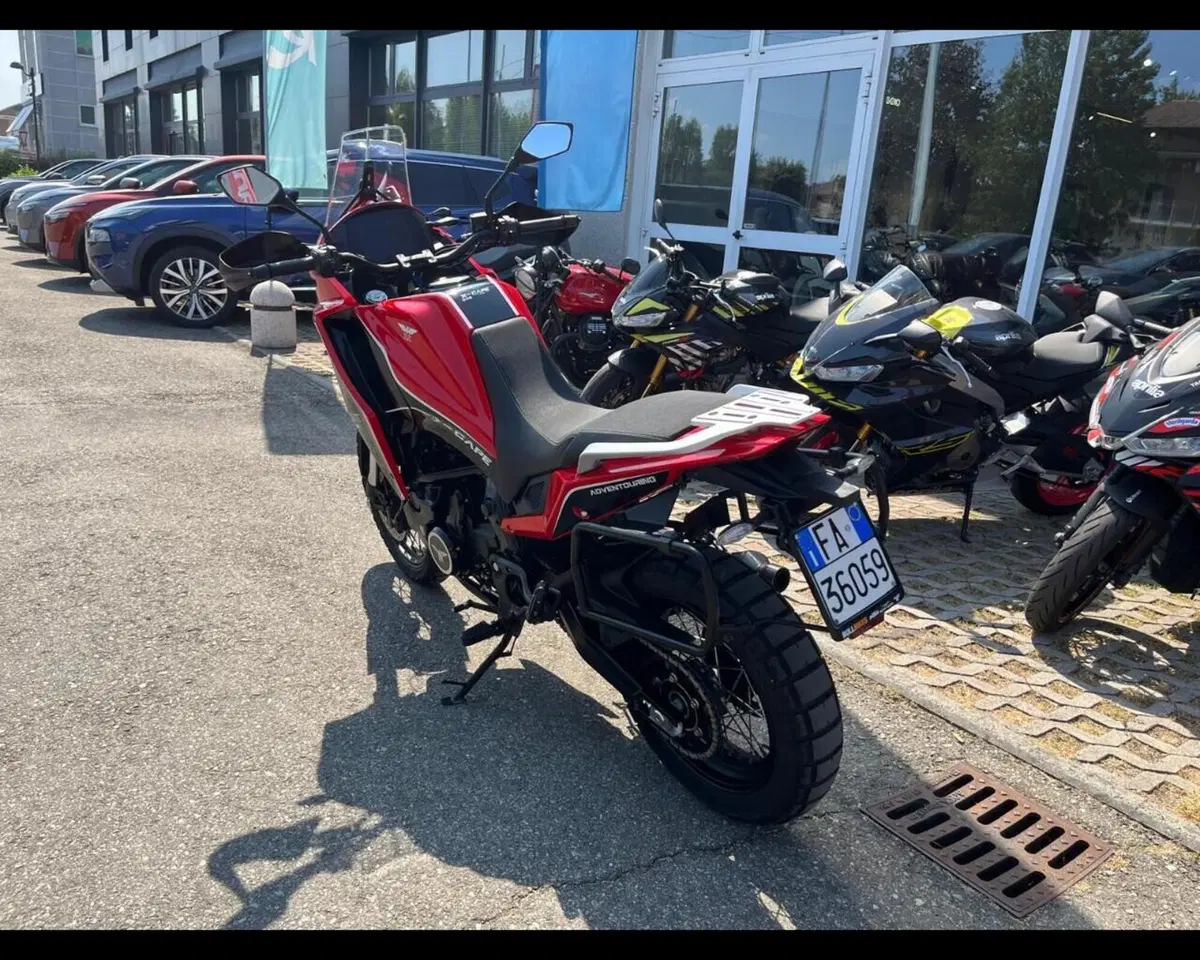 Moto Morini X-Cape 650 (2021 - 26) (7)