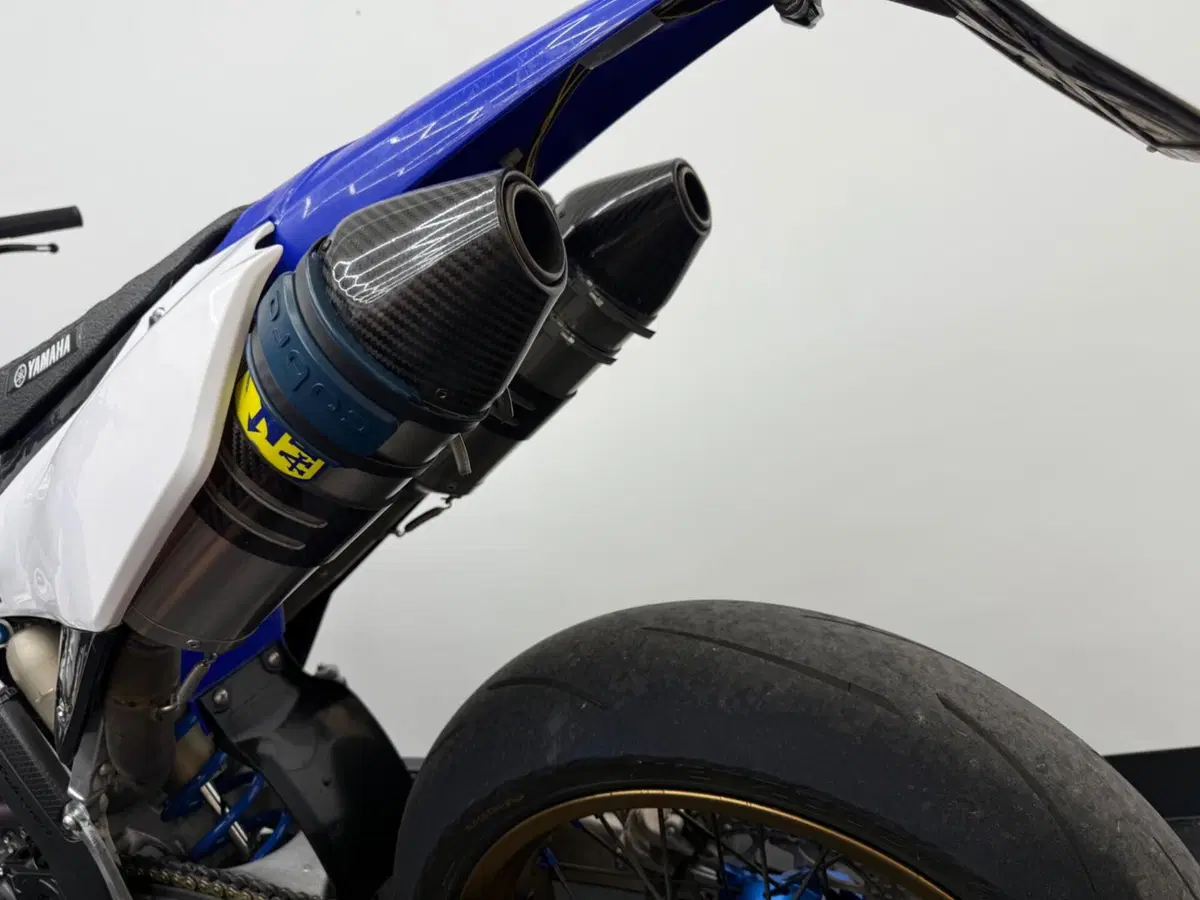 Yamaha YZ 450 F (2020) (8)