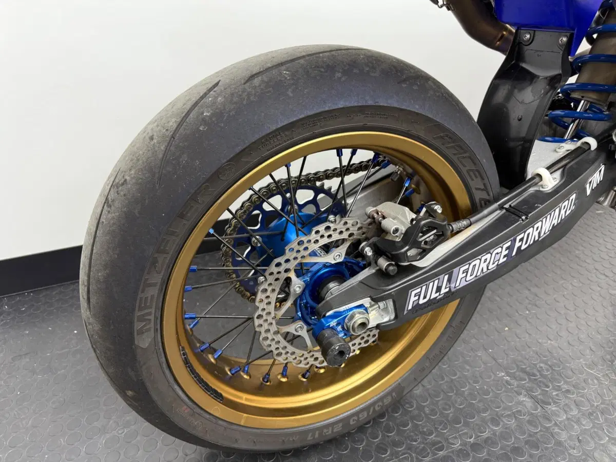 Yamaha YZ 450 F (2020) (11)