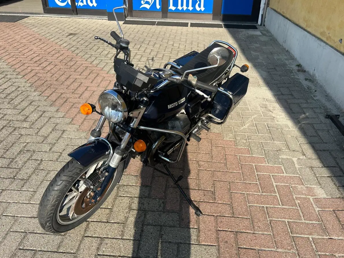 Moto Guzzi T3 850  (12)