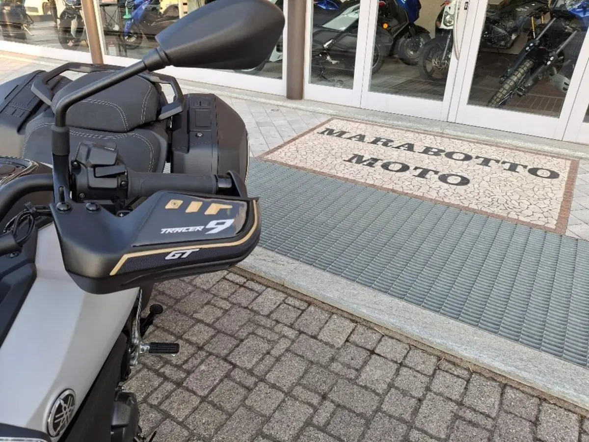 Yamaha Tracer 9 Y-AMT (2025 - 26) (4)