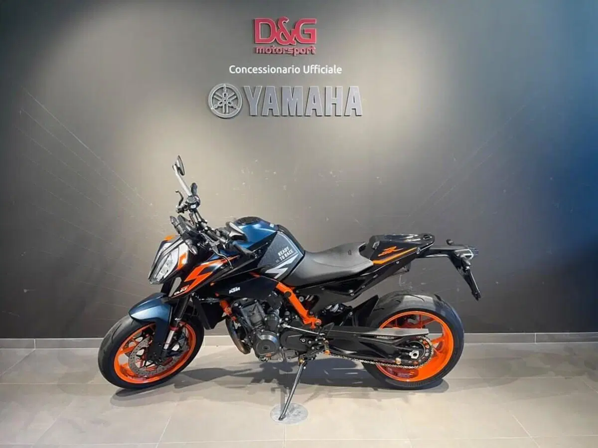 KTM 890 Duke R (2022 - 23) (4)