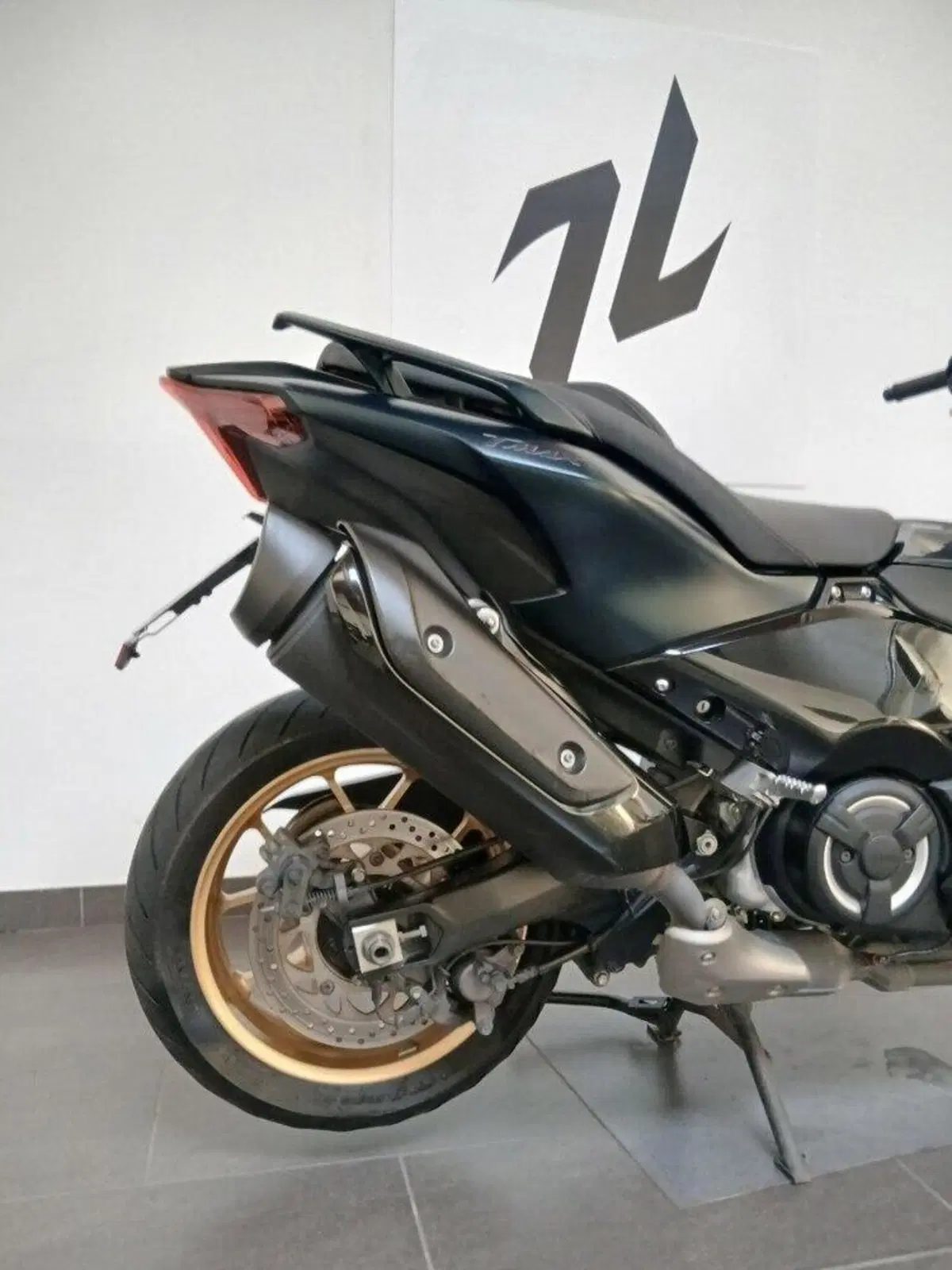 Yamaha T-Max 560 Tech Max (2022 - 24) (5)