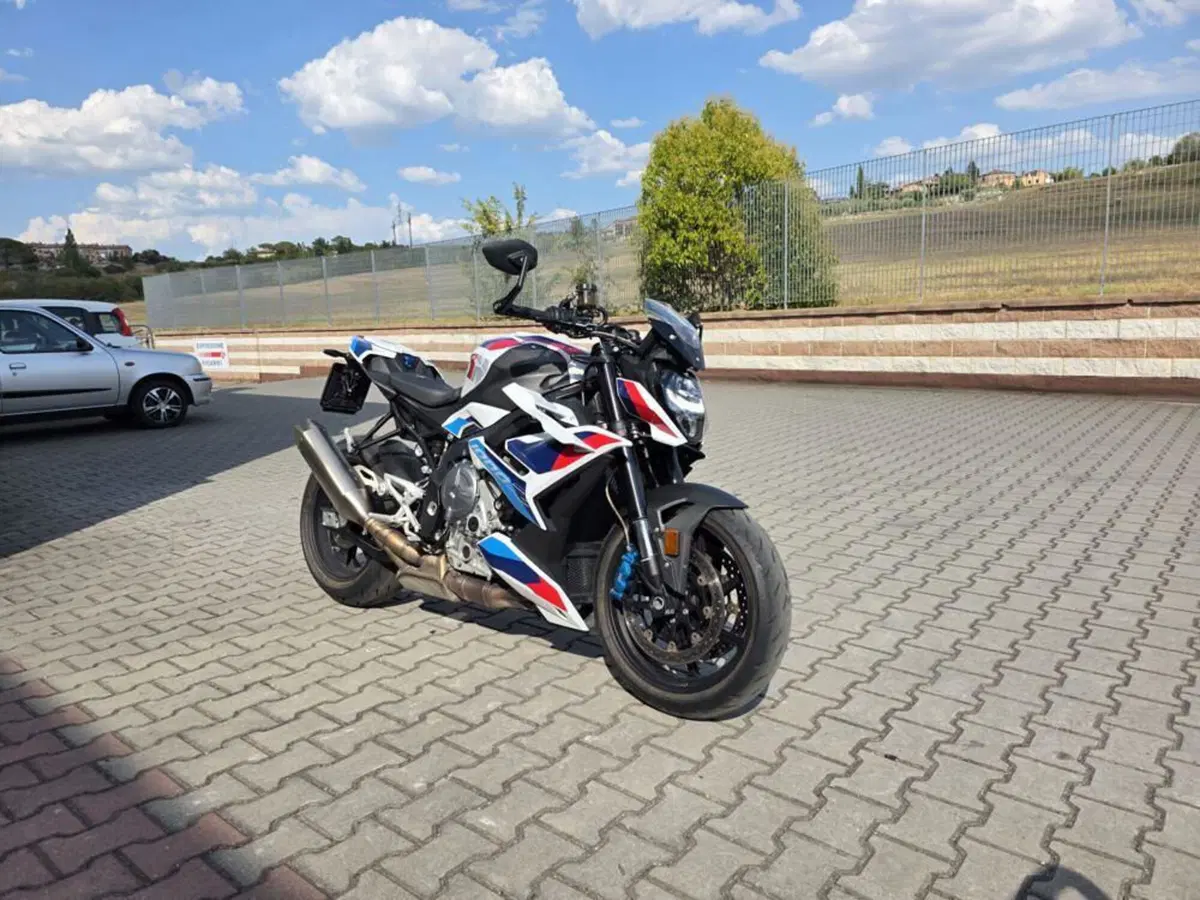 Bmw M 1000 R (2023 - 24) (2)