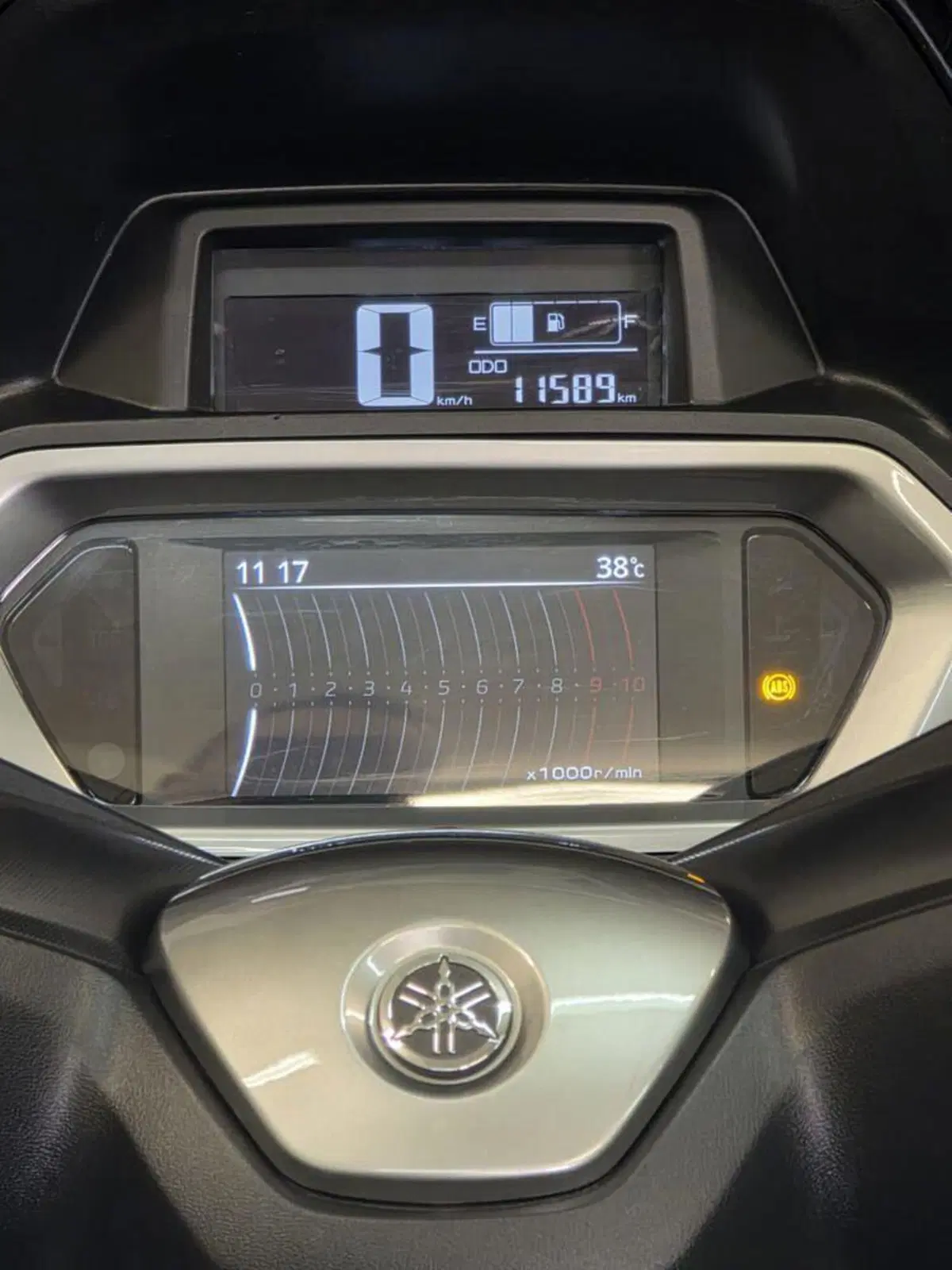 Yamaha X-Max 300 Tech Max (2021 - 24) (7)