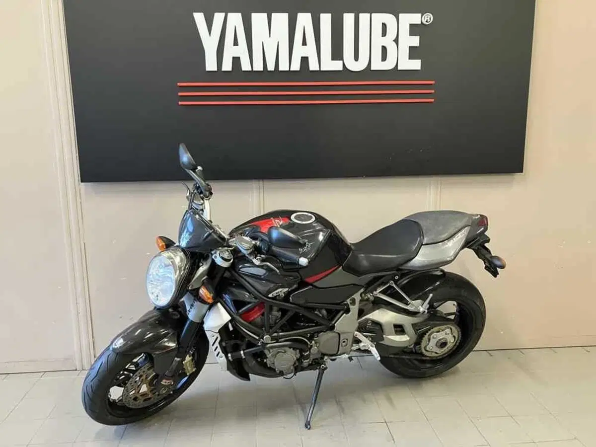 MV Agusta Brutale 910 R (2006 - 11) (2)