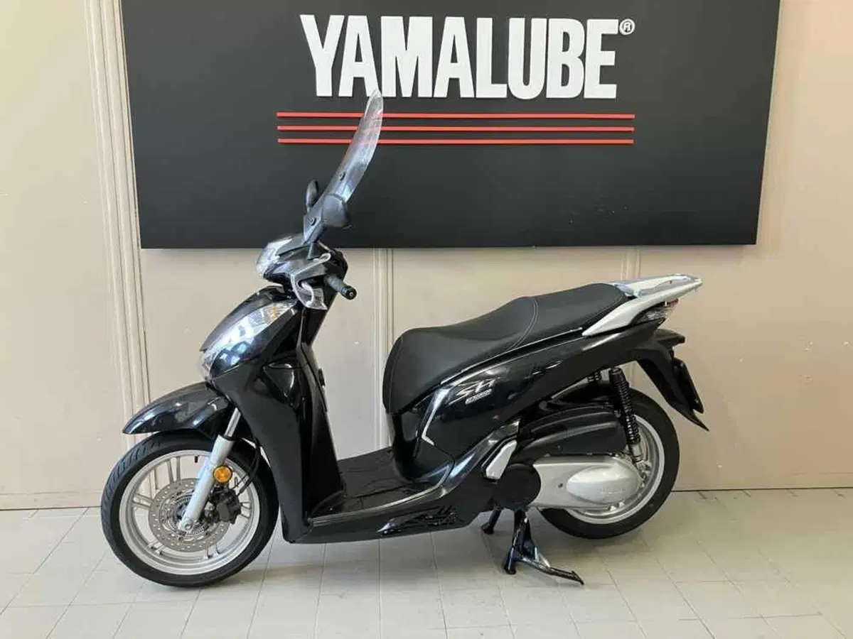 Honda SH 300 i ABS (2016 - 20) (3)