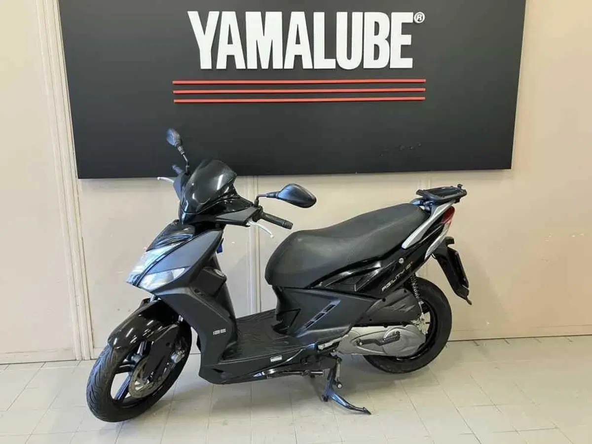 Kymco Agility 125 R16 + (2015 - 17) (3)