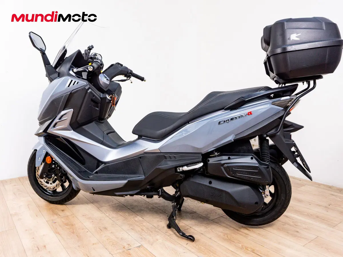 Sym Cruisym 300 (2017 - 20) (7)