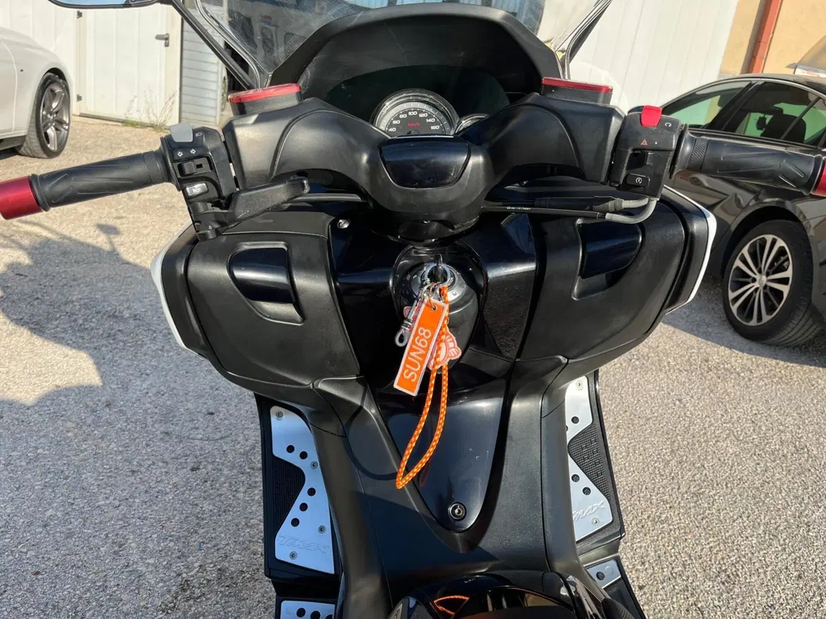 Yamaha T-Max 500 (2008 - 12) (3)