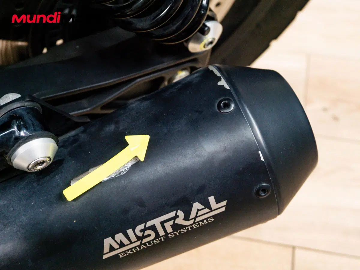 Moto Guzzi V7 Stone Centenario (2021 - 22) (13)