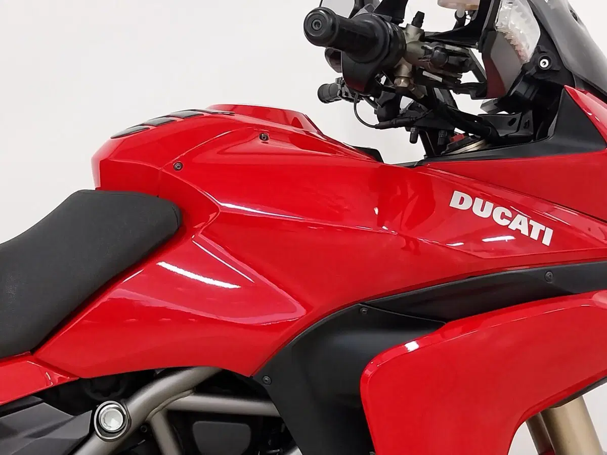 Ducati Multistrada 1200 (2010 - 12) (8)