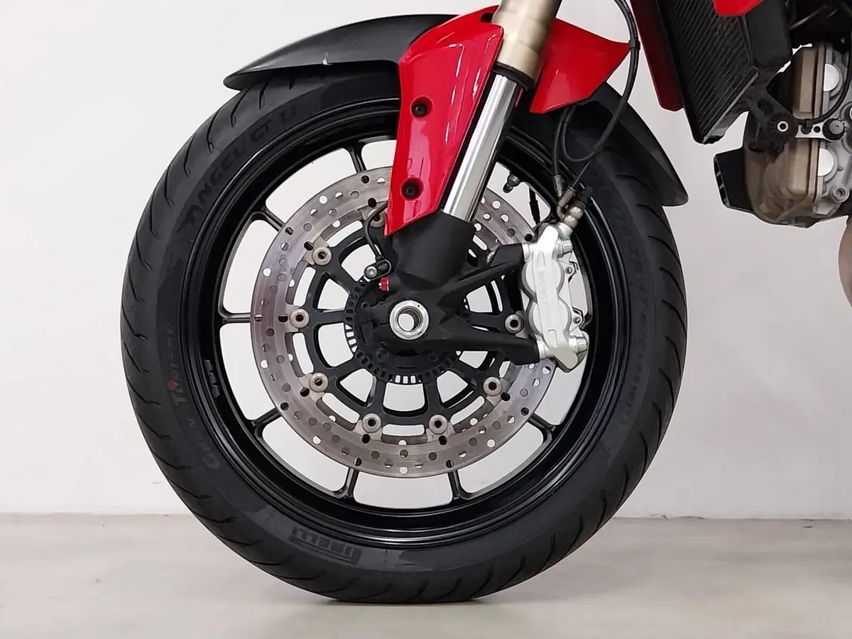 Ducati Multistrada 1200 (2010 - 12) (18)