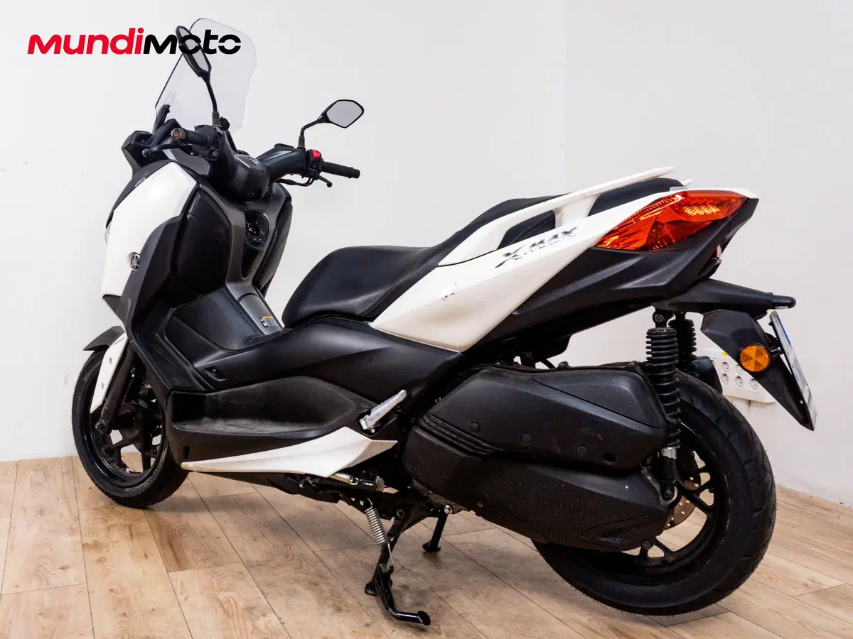 Yamaha X-Max 300 ABS (2017 - 20) (7)