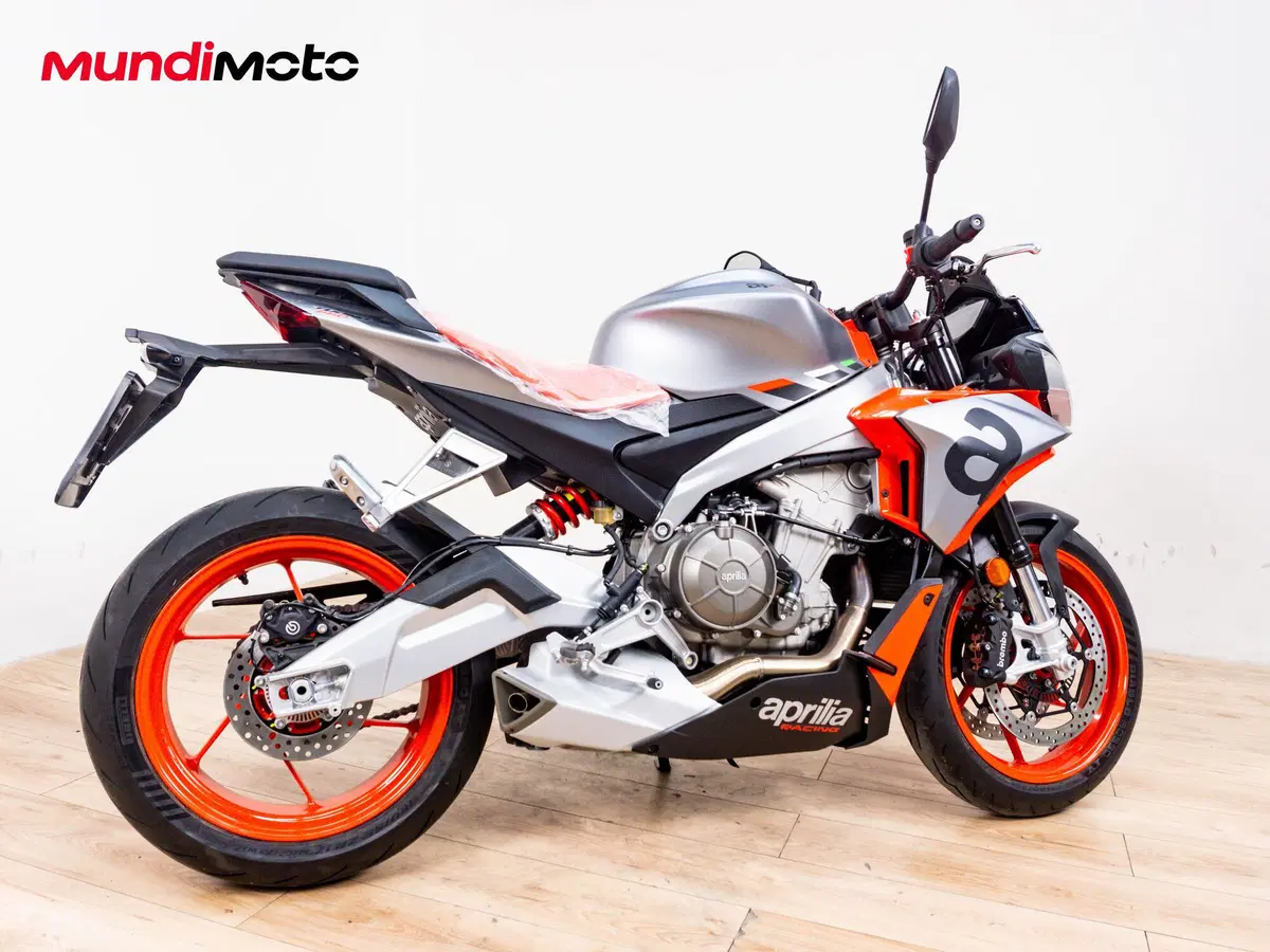 Aprilia Tuono 660 Factory (2025 - 26) (3)