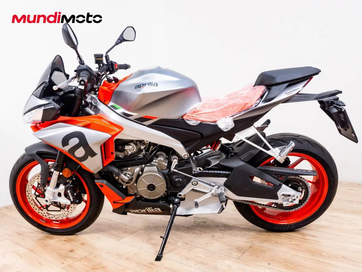 Aprilia Tuono 660 Factory (2025 - 26) (3)