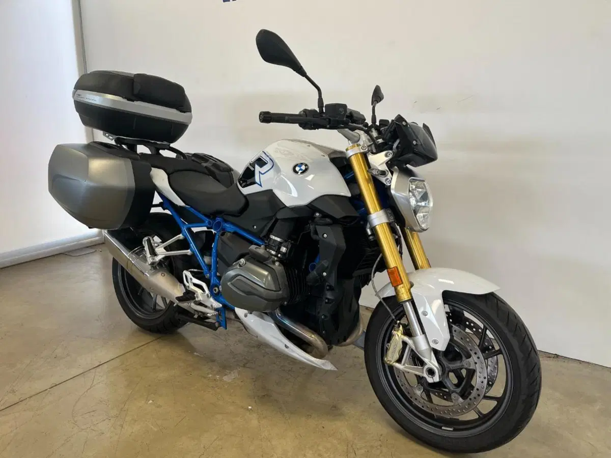 Bmw R 1200 R (2017 - 18) (2)