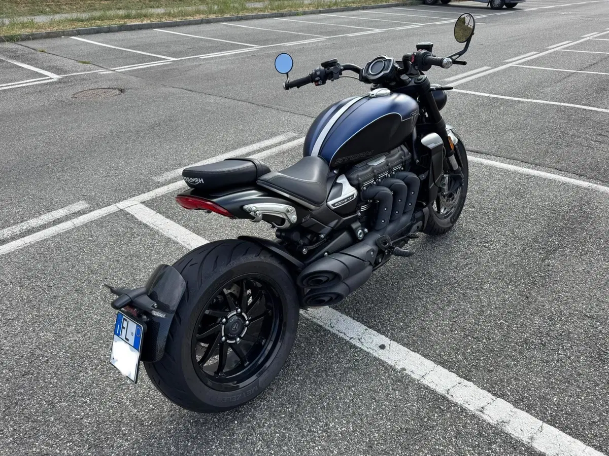 Triumph Rocket 3 Storm R (2024 - 26) (3)
