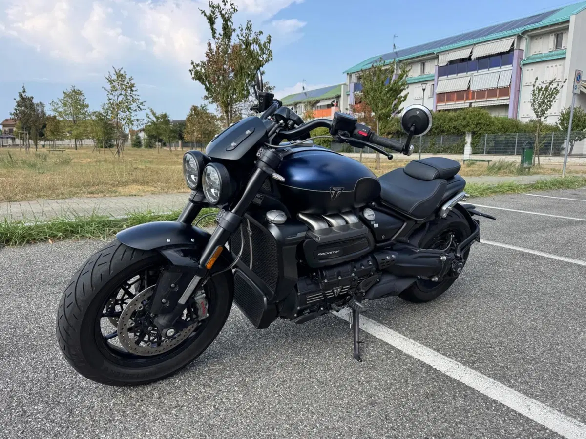 Triumph Rocket 3 Storm R (2024 - 26) (4)