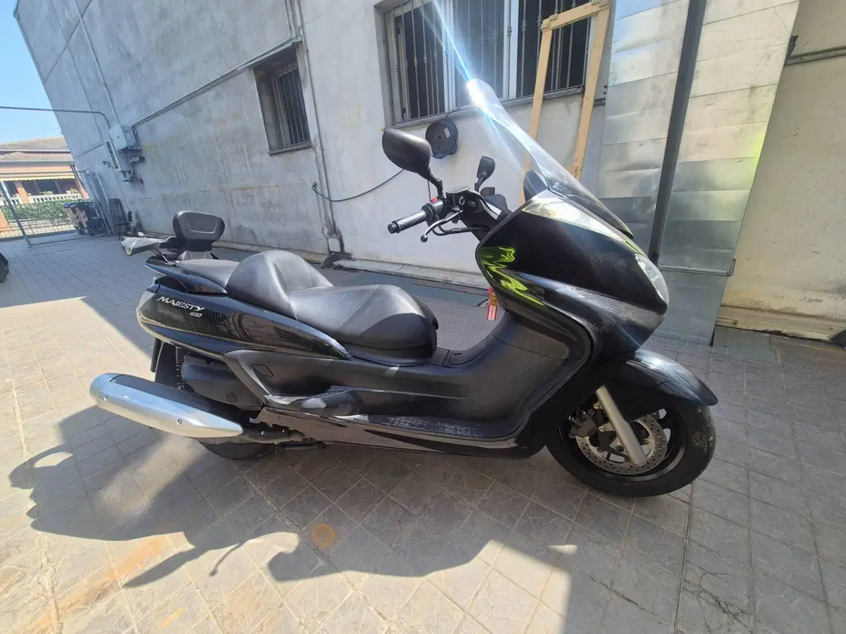 Yamaha Majesty 400 (2004 - 08) (4)