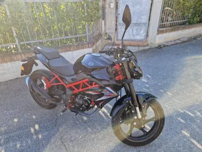 Benelli BN 125 (2021 - 25) usata