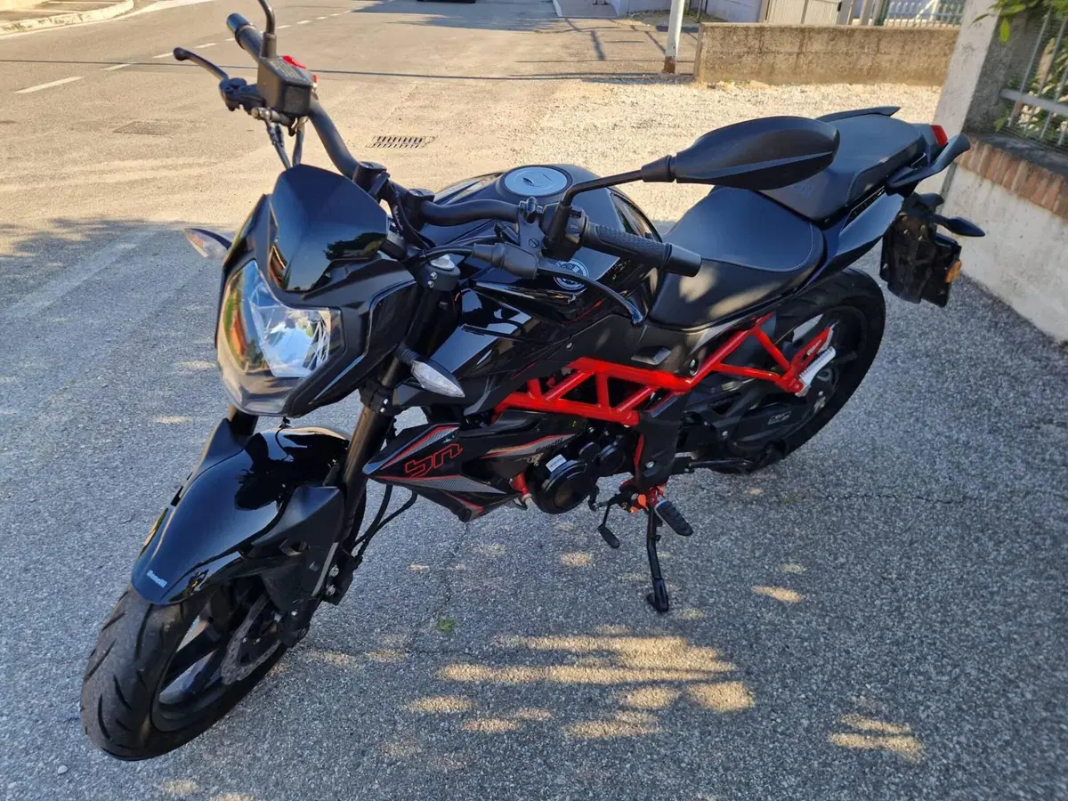 Benelli BN 125 (2021 - 25) (2)
