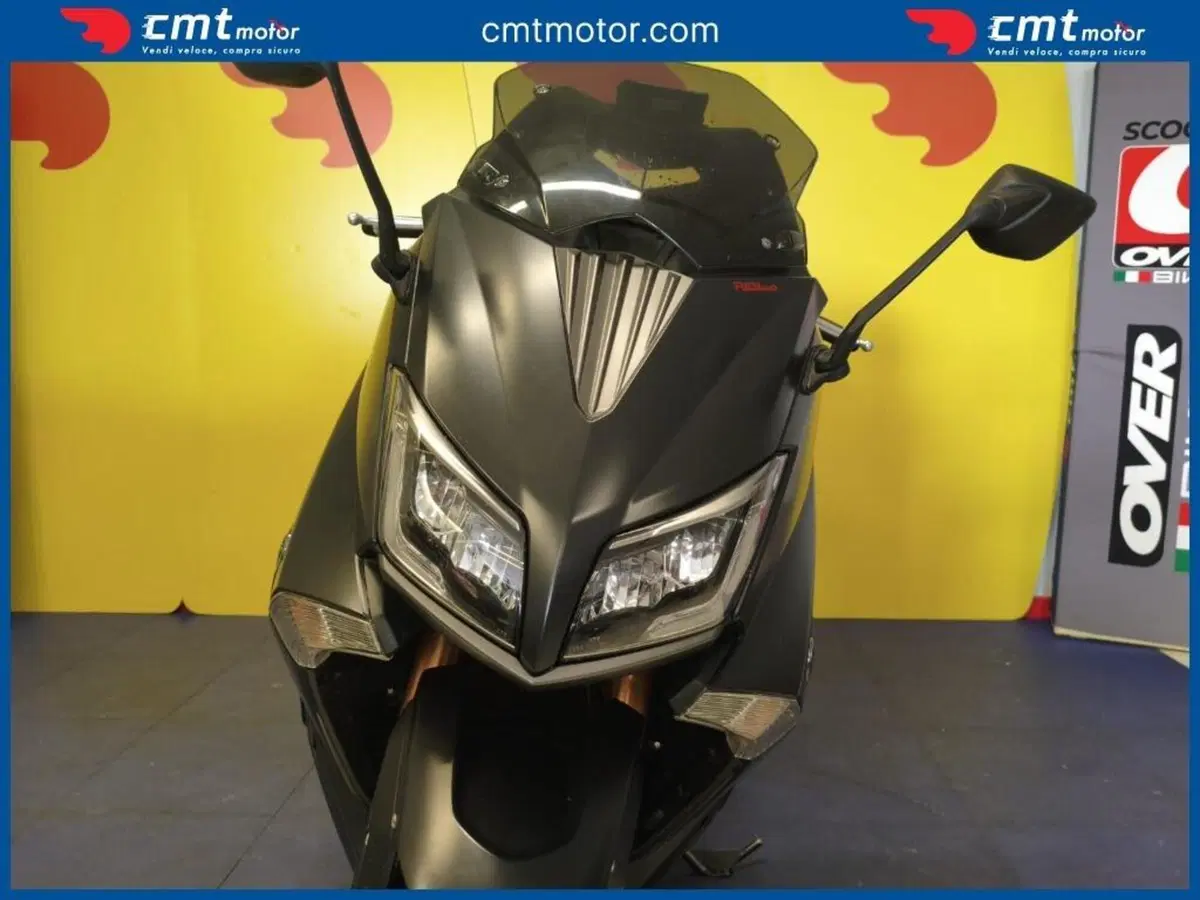Yamaha T-Max 530 Iron Max ABS (2014 - 17) (3)