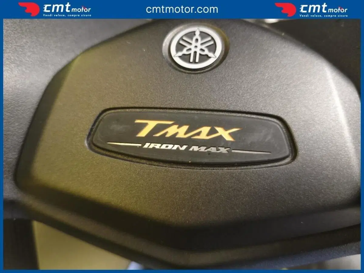 Yamaha T-Max 530 Iron Max ABS (2014 - 17) (7)