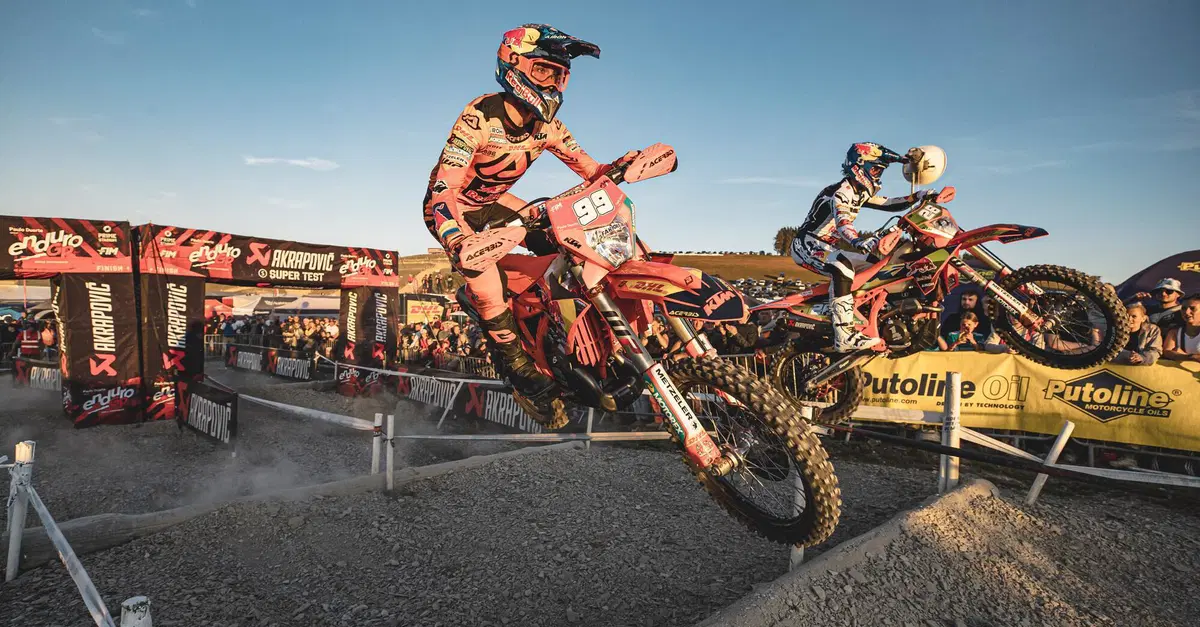 EnduroGP26 #13-14 Galles. Tensione altissima, due Titoli in bilico [VIDEO]