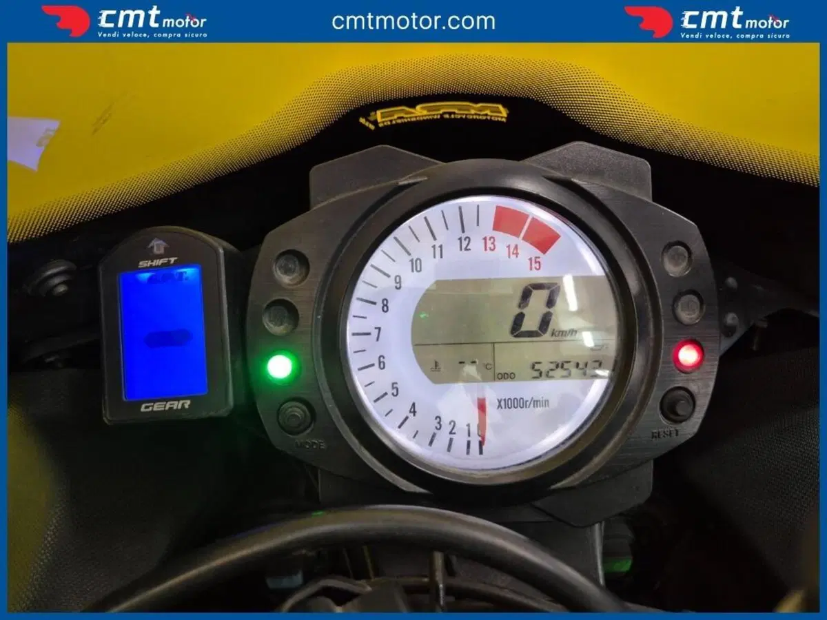Kawasaki Ninja 1000 ZX-10R (2006 - 07) (5)