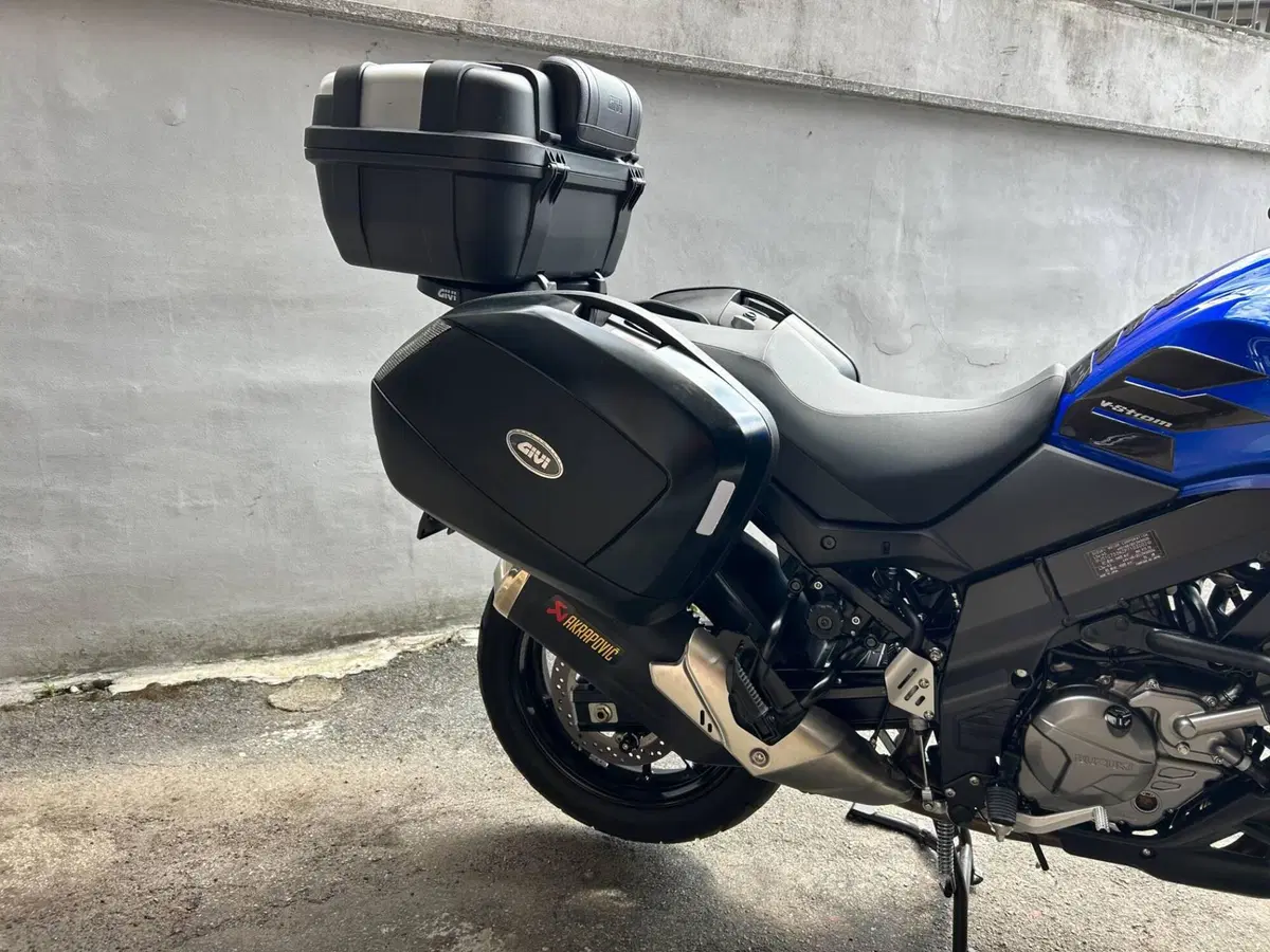Suzuki V-Strom 650 (2021 - 25) (3)