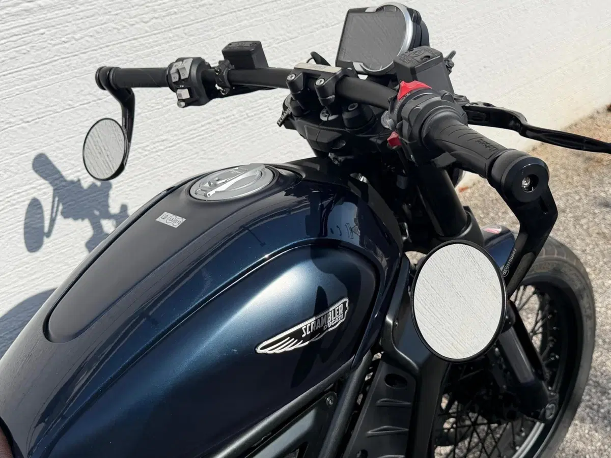 Ducati Scrambler 800 Nightshift (2023 - 24) (4)
