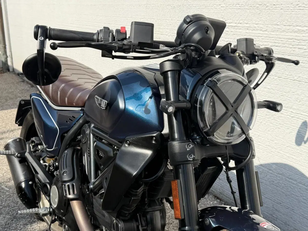 Ducati Scrambler 800 Nightshift (2023 - 24) (9)