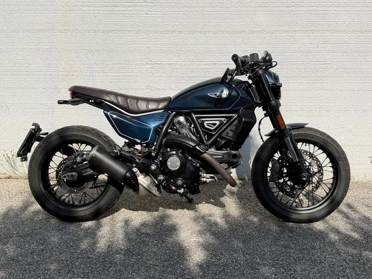 Ducati Scrambler 800 Nightshift (2023 - 24) (11)