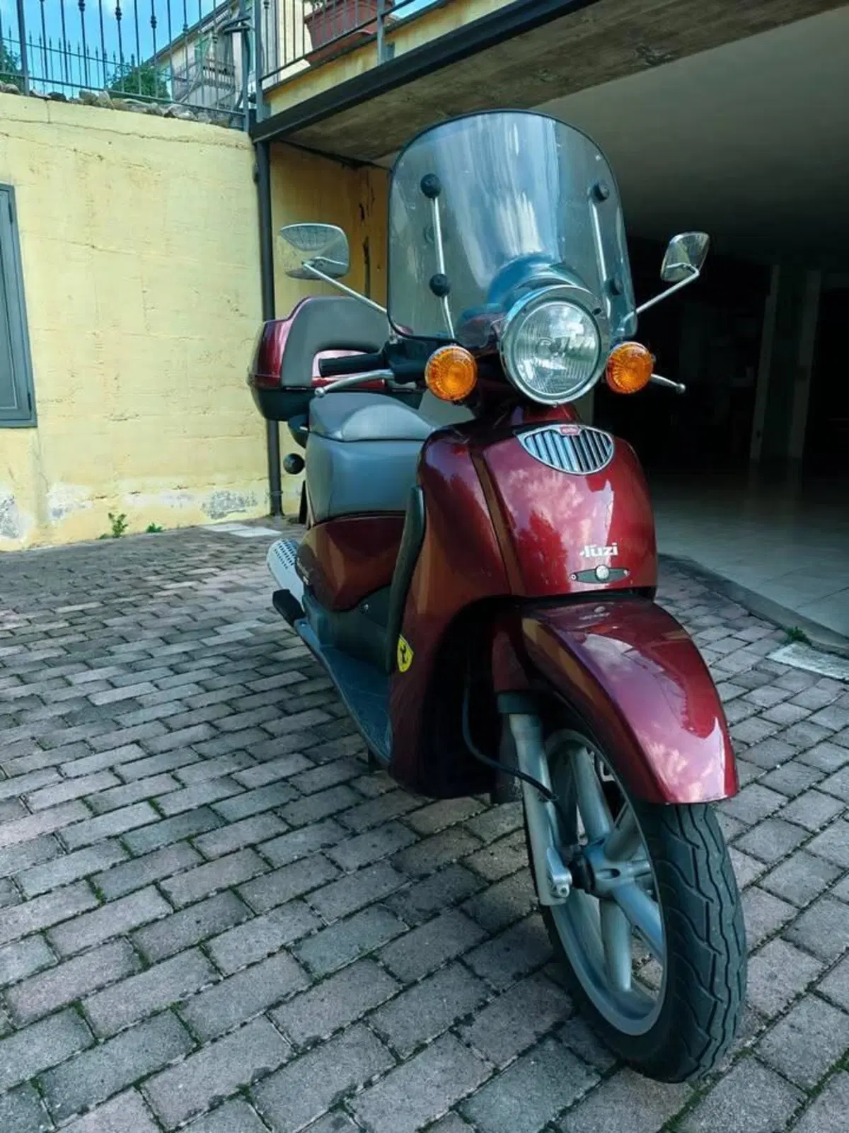 Aprilia Scarabeo 200 (2001 - 04)