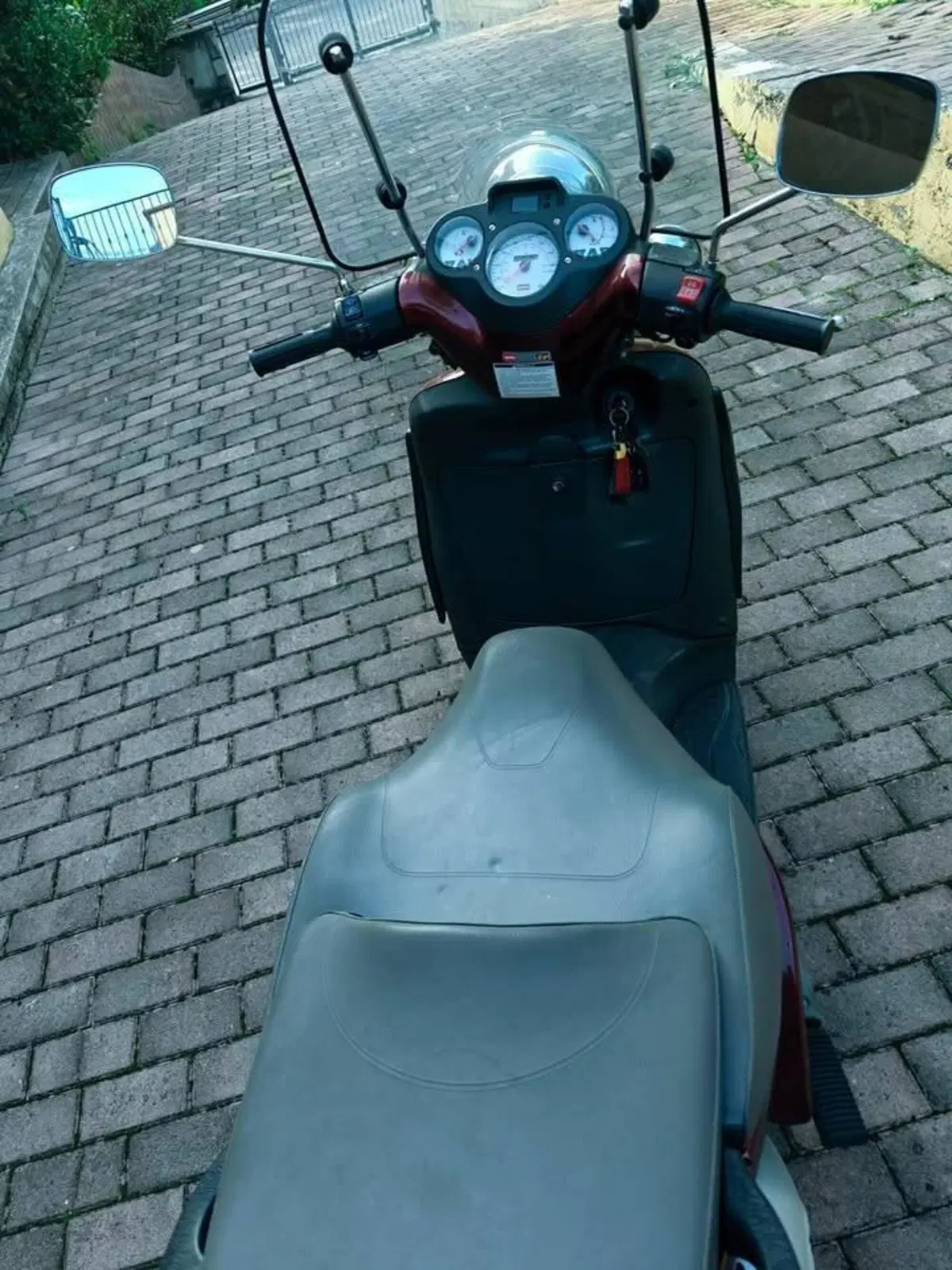 Aprilia Scarabeo 200 (2001 - 04) (6)