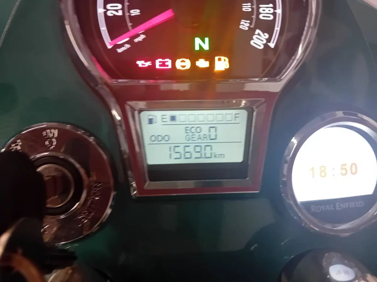 Royal Enfield Classic 650 (2025 - 26) (3)