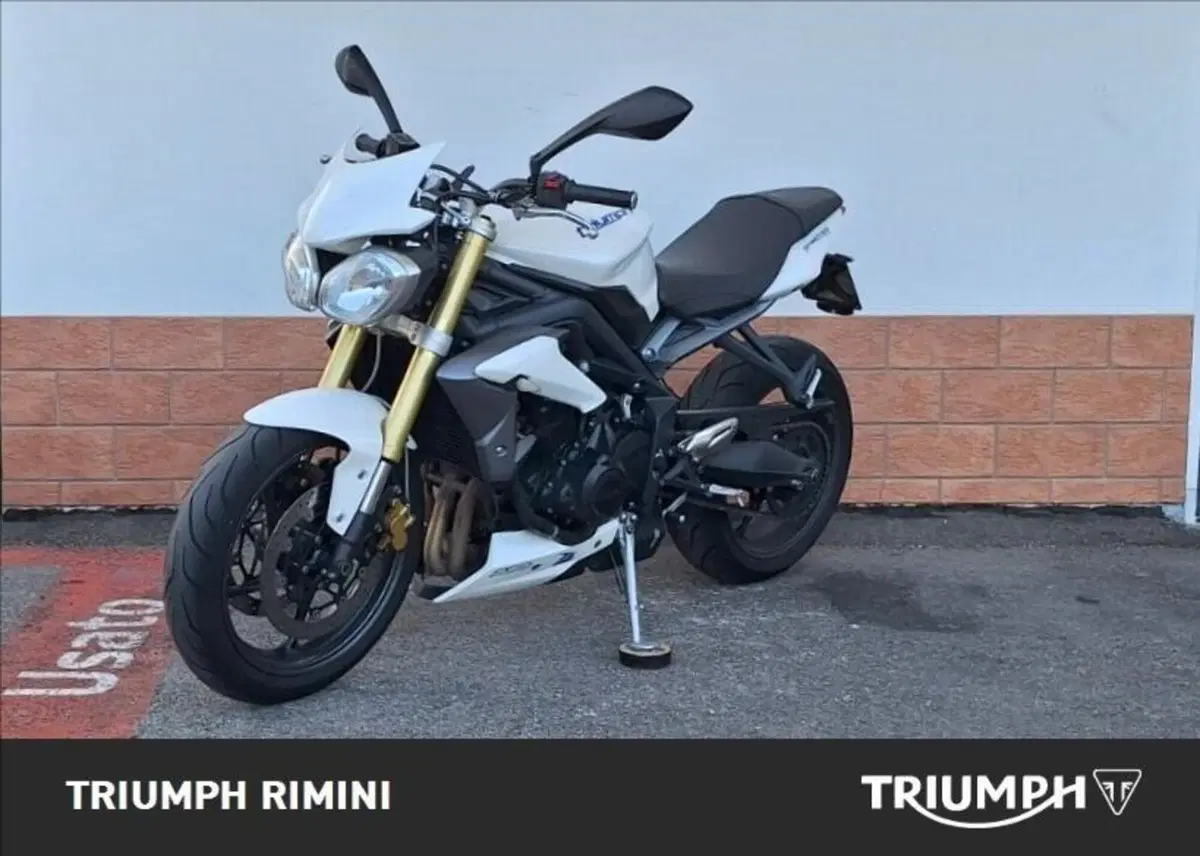 Triumph Street Triple (2007 - 12) (2)