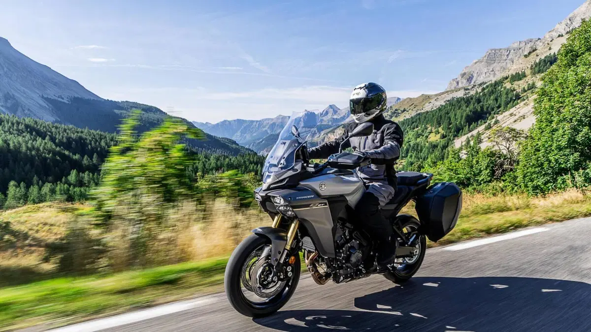 Yamaha Tracer 9 GT Y-AMT (2025 - 26) (3)
