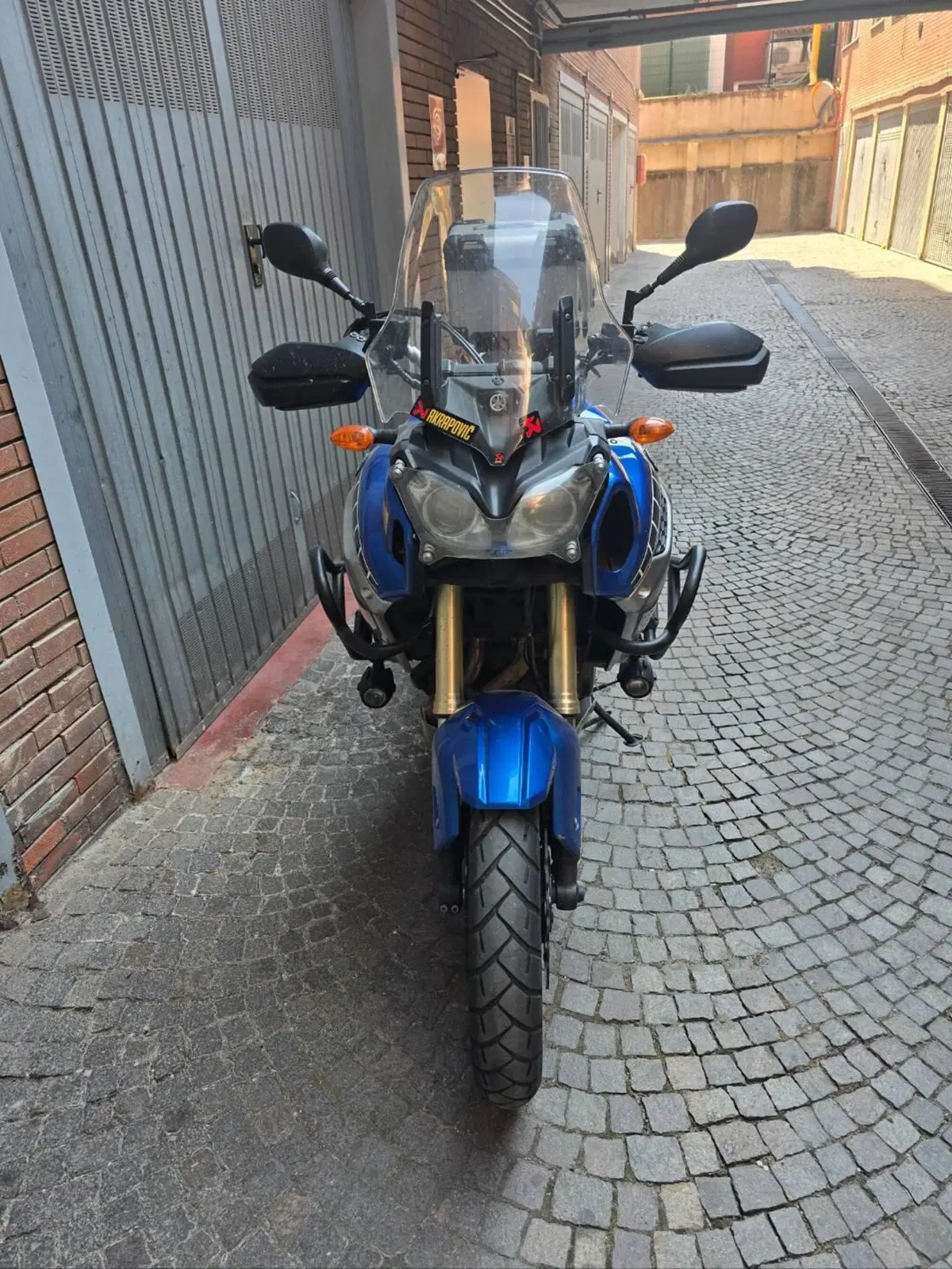 Yamaha XT1200Z Super Ténéré First Edition (2010 - 11) (2)