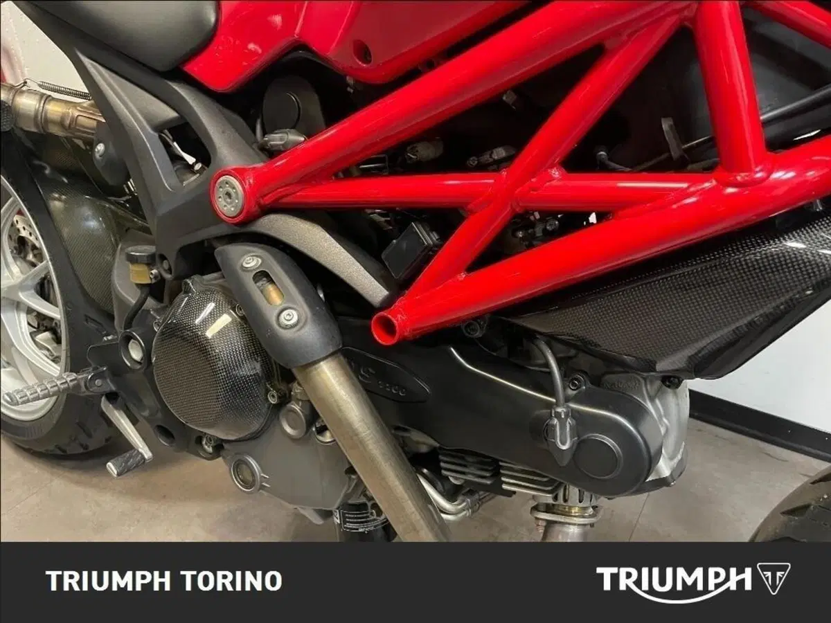 Ducati Monster 1100 (2009 -10) (3)