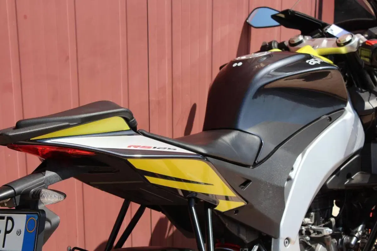 Aprilia RS 125 (2025 - 26) (9)